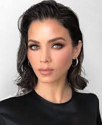 With Bb Jennadewan Wet Look Hair Hair Makeup Short Hair Styles