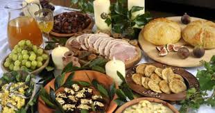 The roman dinner party is a popular and recurrent theme in roman literature. Pin On Bonappetour Dining Experiences