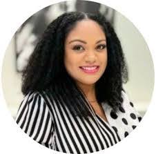 Gwen Sutton's Instagram, Twitter & Facebook