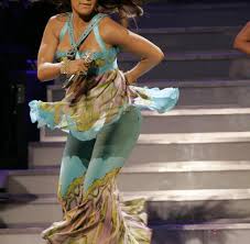 (2012) dance again world tour was the first worldwide concert tour by american entertainer jennifer lopez. Prominente Jennifer Lopez Bringt Zwillinge Zur Welt Welt