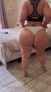 Pawg show your huge large fat ass - ThisVid.com