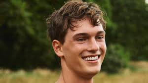 Samuel Aikten, el sobrino de Lady Di que mantiene viva la saga Spencer