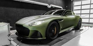 The aston martin dbs superleggera is a grand tourer produced by british luxury car manufacturer aston martin since 2018. Aston Martin Dbs Superleggera Felgen Und Tuning Wheelsandmore