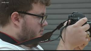 Mario Thomallari's Instagram, Twitter & Facebook