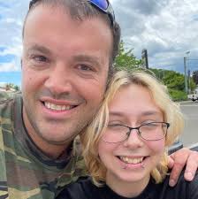 Karen and Frank #holdthatelevator