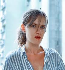 Melissa Resch's Instagram, Twitter & Facebook