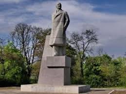 Пам'ятник Леніну виявили в селі на Полтавщині - Цензор.НЕТ 9160