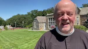 Join Christopher Brayne for a Devotion for Holy Week this Sunday April 10  at 4:00pm featuring Via Crucis by Philip Moore