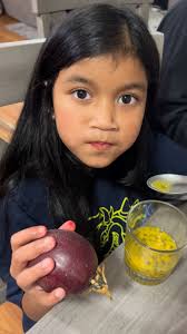 Kop chay der euy Chana Love for the fruits. First time trying passion  fruit. Sour, fresh and clean tasting. love it