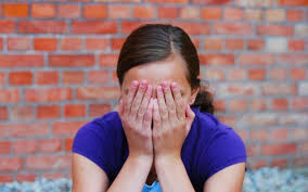 Înaltul patronaj al președintelui klaus werner iohannis și rețelele de trafic de carne vie, trafic de organe, cele de crimă organizată și clanurile mafiote din „românia lucrului bine făcut! Cazul Femeii Care Si A Vandut Fiica De Sapte Ani TraficanÅ£ilor De Carne Vie Patru Persoane Au Fost ReÅ£inute