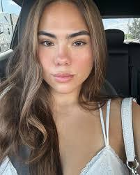 Carolina Ortega's Instagram, Twitter & Facebook