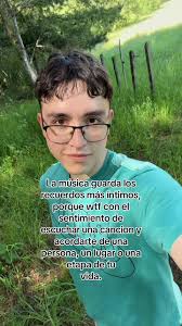 Videos de Maxi Carrasco (@maxiiii_1) con “Futile Devices (Doveman Remix)