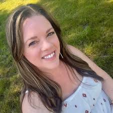 Wanted to tell you about our meal at The White Horse last evening. Really  good service , a huge change from a couple of years back, the lady serving  us was really