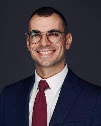 Lois Santillo's Instagram, Twitter & Facebook