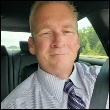 Mike Hamrick and Jerry Moss, plant manager and office manager,  respectively, at Charlotte Quarry in North Carolina, recently retired