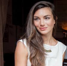 Camille Hoisington's Instagram, Twitter & Facebook