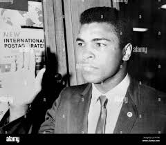 Cassius clay muhammad ali immagini e fotografie stock ad alta risoluzione