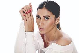 فالممثلة المصرية تحرص على التواجد في شهر الصوم بعمل إجتماعي. Ø¯ÙŠÙ†Ø§ Ø§Ù„Ø´Ø±Ø¨ÙŠÙ†ÙŠ ØªØªØ¬Ø§Ù‡Ù„ ØªØ³Ø±ÙŠØ¨Ø§Øª Ø£Ø³ÙˆØ£ Ø¹Ø§Ù…ÙŠÙ† ÙÙŠ Ø­ÙŠØ§Ø© Ø¹Ù…Ø±Ùˆ Ø¯ÙŠØ§Ø¨ ÙˆØªØ¹ÙŠØ´ ÙÙŠ Ù‚ØµØ± Ø³ÙŠØ¯ØªÙŠ