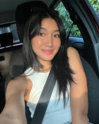 Ratu Vashti Annisa added a new photo...