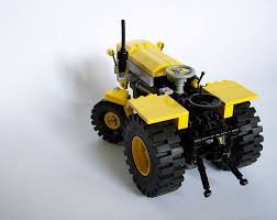Tractor Made Of Legos Brinquedos Trator
