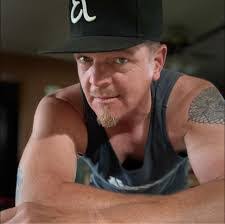 Wesley Erdman's Instagram, Twitter & Facebook