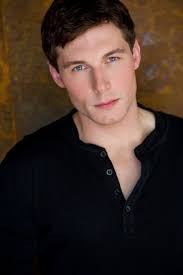 Tom Baran's Instagram, Twitter & Facebook