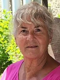 Michelle Faucher's Instagram, Twitter & Facebook