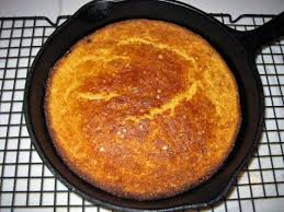 Southern Cornbread Maisbrot Aus Den Suedstaaten Maisbrot Essen Und Trinken Maisbrot Rezept