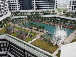 This rooftop pool kl has an enormously high standard. Kl Traders Square Kuala Lumpur Swimming Pool View Condominiums For Rent In Kuala Lumpur Wilayah Persekutuan Kuala Lumpur Malaysia