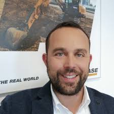 After 17 years, this month marks the last one for me working at CNH  Industrial. The most appropriate word to describe my emotions is Gratitude:  for what I learned, for the opportunities