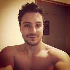 Julio Ron's Instagram, Twitter & Facebook