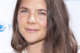 Your Hate Only Makes Amanda Chantal Bacon Stronger