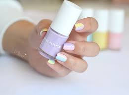 Tutoriels vidéo de nail art, pour sublimer vos ongles. Nail Art Degrade Pastel Avec Les Vernis De Ma Boutique Video Tuto Nail Art Le Blog De Yoko Sephora Nail Art Pastel Nails Designs Nail Art For Kids