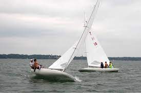 M scow, 16 ft., late 60s fiberglass hull, wooden rig. Me Skippering My First C Scow Race I M The Skipper For T14 Sailing