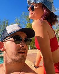 Jeremy Pippin's Instagram, Twitter & Facebook