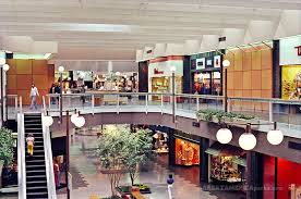Hawthorn Vintage Mall Mall Stores Vernon Hills