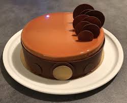 Entremets Chocolat Au Lait Bahibe Passion Cacahuete Caramel Beurre Sucre Chocolat Au Lait Chocolat Gateaux Et Desserts