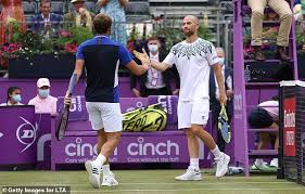 Feliciano ha conseguido una invitación para su torneo favorito como él mismo dijo y además en su superficie favorita como es la hierba. Dan Evans Reaches His First Queen S Club Quarter Final After Easing Past Adrian Mannarino Saty Obchod News