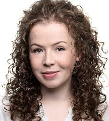 Reasons You Should(n't) Love Me