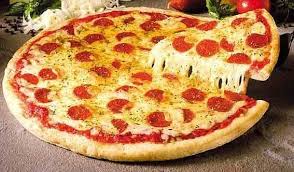 Hasil gambar untuk pizza