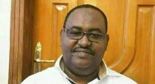 Farmaajo wuxuu ku darsaday laba sano laakiin waxa la iska rabaa ciduu u  talin lahaa 😡.