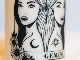 Zodiac Signs Glass Cup, Horoscope Libbey Glass Iced Coffee Cup,  Personalised Celestial Beer Cup, Whimsical Star Signs Unique Drink Gift