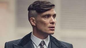 Peaky Blinders Vous Ne Devinerez Jamais Quel Celebre Acteur Devait Jouer Thomas Shelby Se llaman a si mismos los peaky blinders, una pandilla peligrosa pero respetada. peaky blinders vous ne devinerez