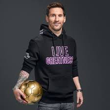 Known for his close control and brilliant finishing, the argentina international joined barcelona at the age of 14 and has since racked up more. Leo Messi