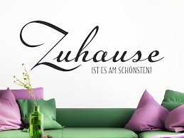 Finden sie hochwertige fotos, die sie anderswo vergeblich suchen. Wandtattoo Spruch Zuhause Ist Es Am Schonsten Klebeheld De