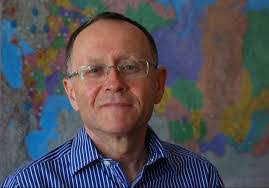 Max Polonsky's Instagram, Twitter & Facebook