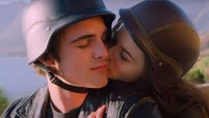 Seguramente en más de una ocasión has buscado en google cómo ver el stand de los besos 3 (2021) películas online gratis en español o dónde ver. Estreno De La Pelicula El Stand De Los Besos 3 Netflix Guatemala Agosto 2021 Guatemala Com