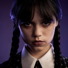 My job isn't giving us holiday pay for Christmas and we have to work the  day before and the day after! That's just wrong😒