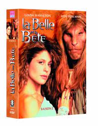 Elle était aussi bien plus gentille et bonne que ses sœurs. La Belle Et La Bete Saison 2 Fr Import Amazon De Perlman Ron Hamilton Linda Dotrice Roy Partlow Richard Perlman Ron Hamilton Linda Dvd Blu Ray