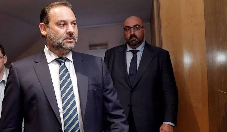 El PSOE se enfrenta a una investigación penal por financiación ilegal -  Artículo 14